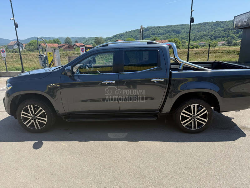 Mercedes Benz X klasa 350D