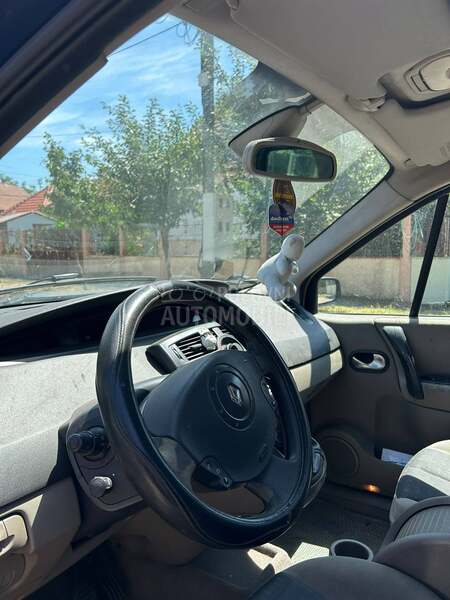 Renault Scenic 1.9 dci