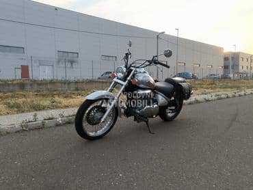 Suzuki Intruder