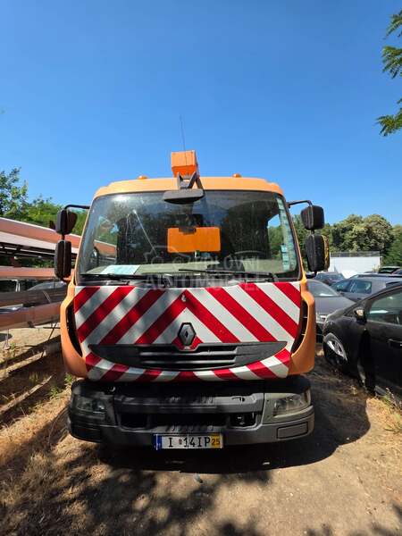 Renault Midlum
