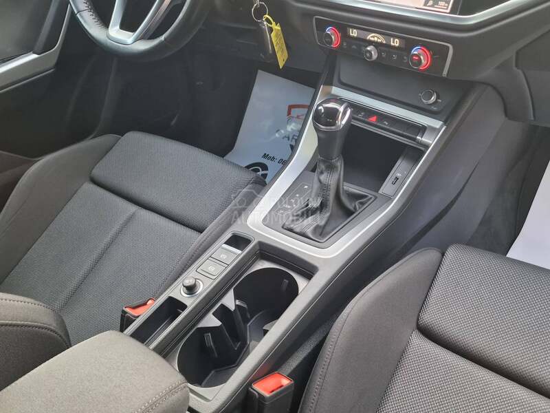 Audi Q3 2.0TDI/AUT