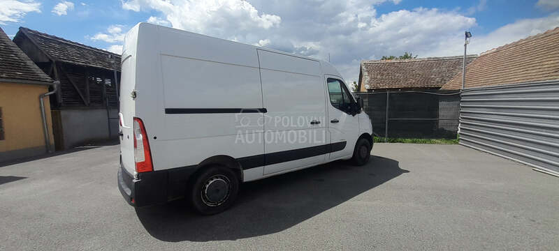 Renault Master 2.3