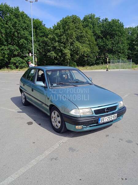 Opel Astra F 