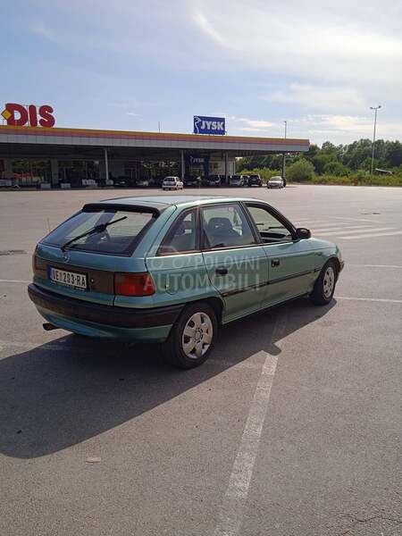 Opel Astra F 