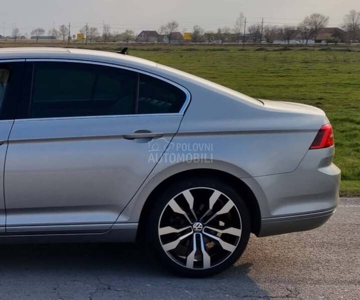 Volkswagen Passat B8 2.0 TDI VIRTUAL/PANO