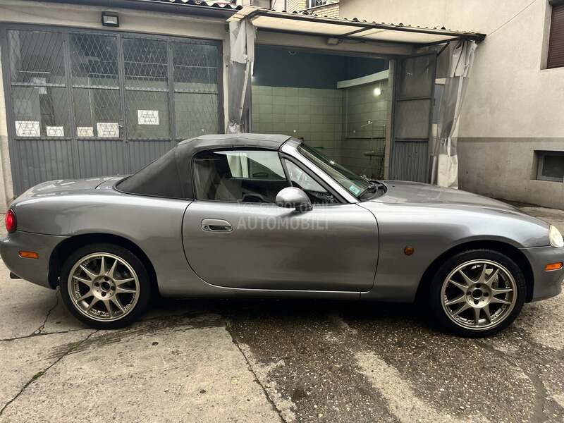 Mazda MX-5 NB