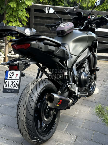 Yamaha Tracer 9