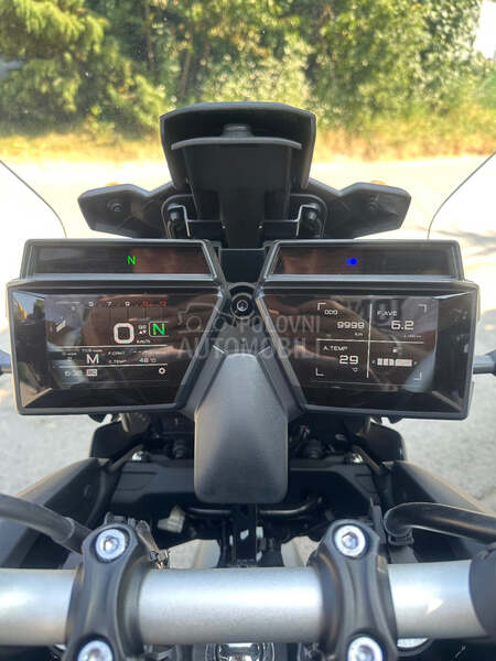 Yamaha Tracer 9
