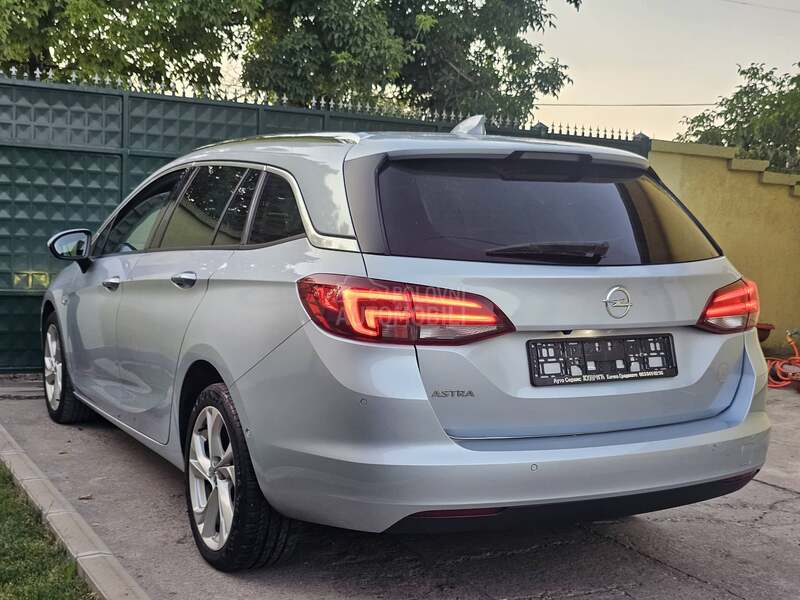 Opel Astra K 1.6 CDTI INNOVATION