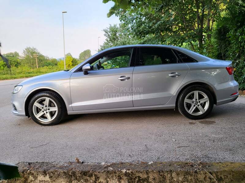 Audi A3 1.6TDI Matrix