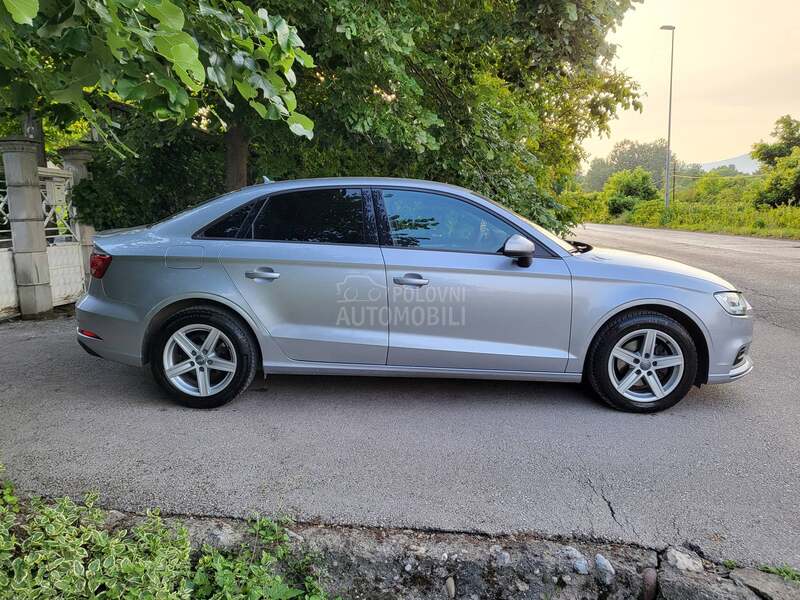 Audi A3 1.6TDI Matrix