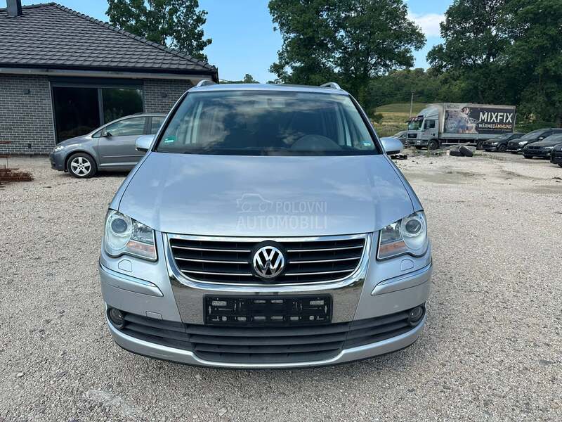 Volkswagen Touran 2.0 TDI Rest 7 Sed