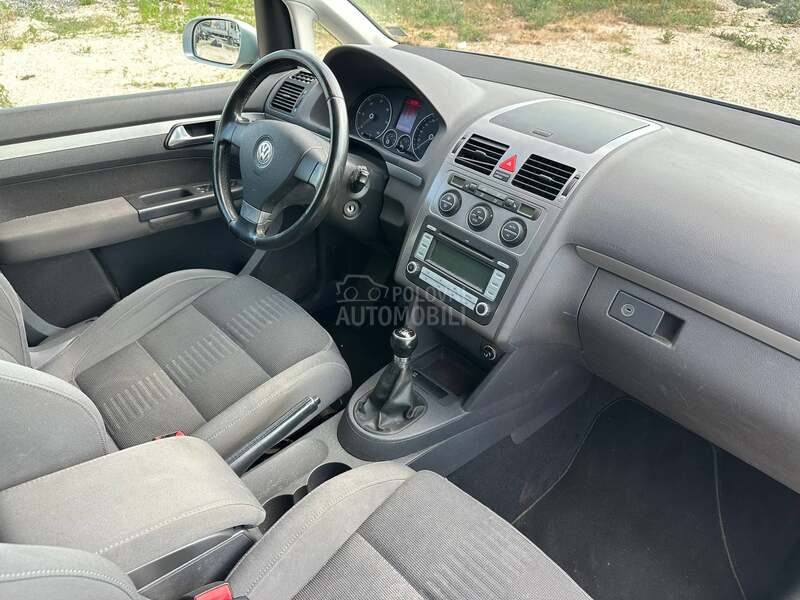 Volkswagen Touran 2.0 TDI Rest 7 Sed