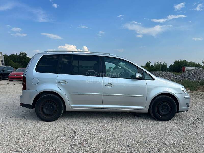 Volkswagen Touran 2.0 TDI Rest 7 Sed