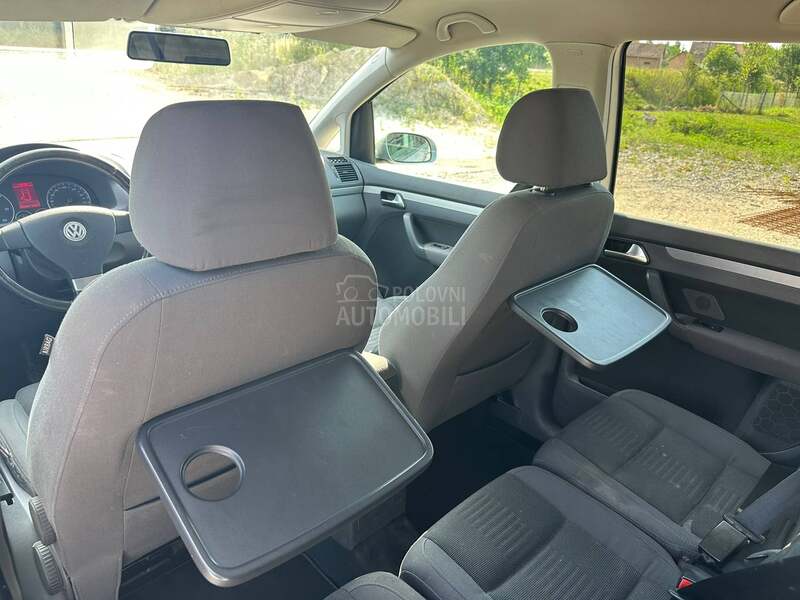Volkswagen Touran 2.0 TDI Rest 7 Sed