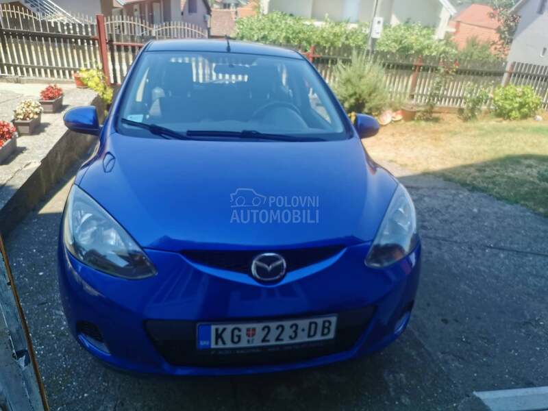 Mazda 2 