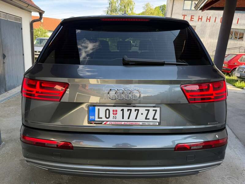 Audi Q7 E tron