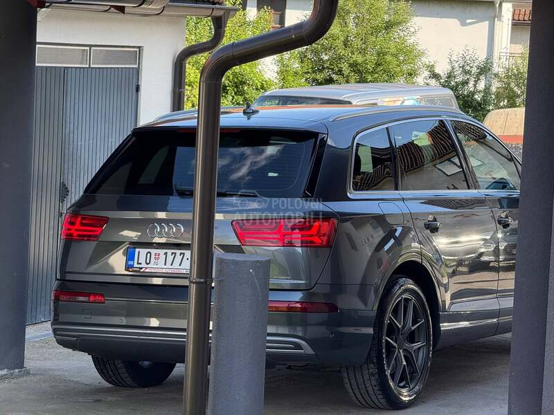 Audi Q7 E tron