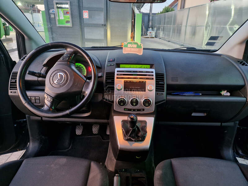 Mazda 5 