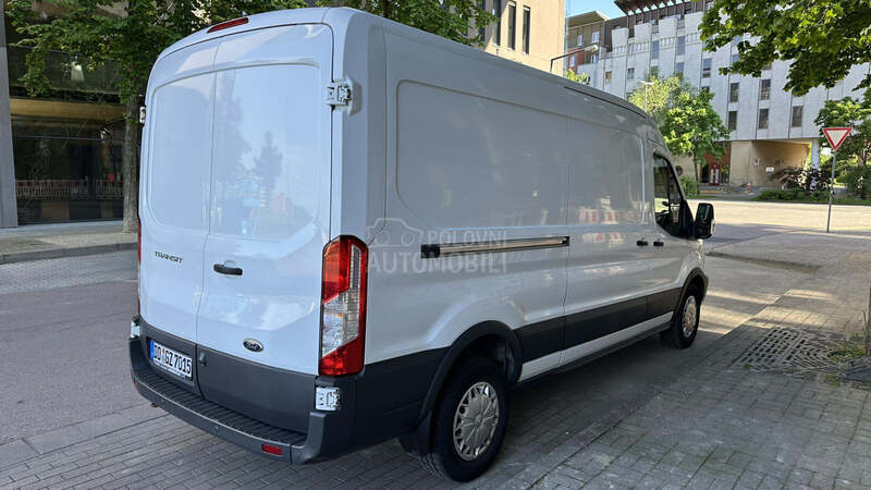 Ford Transit kombi