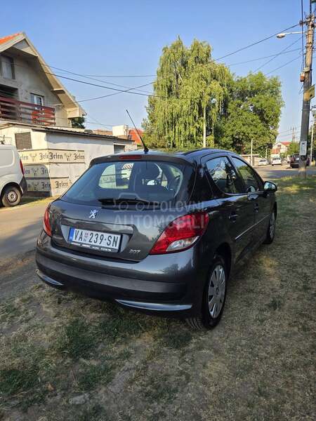 Peugeot 207 1.4 pezo motor
