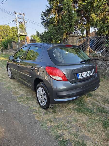 Peugeot 207 1.4 pezo motor