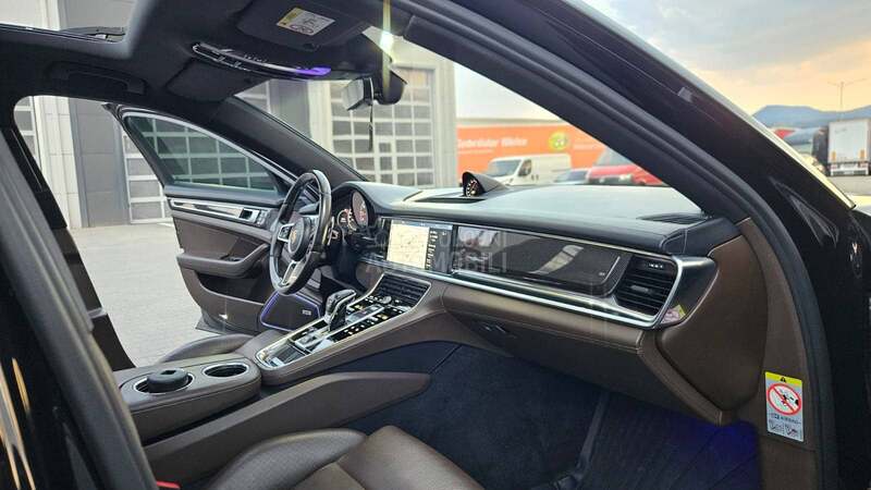 Porsche Panamera Executive Long 4S