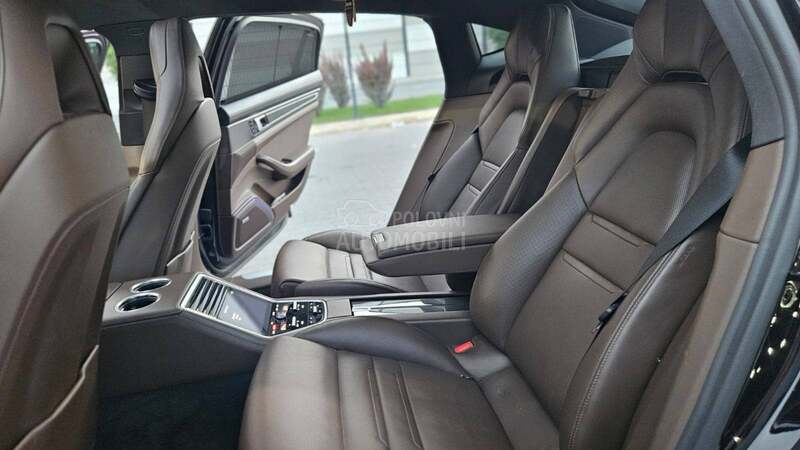 Porsche Panamera Executive Long 4S