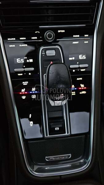 Porsche Panamera Executive Long 4S