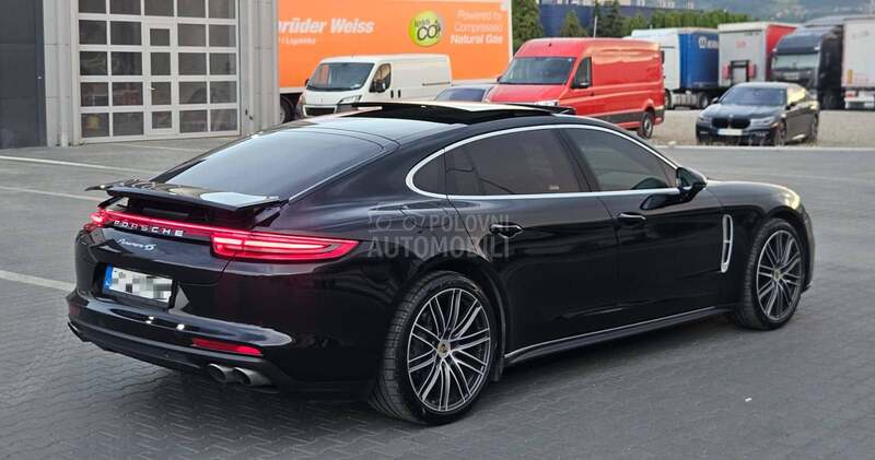 Porsche Panamera Executive Long 4S