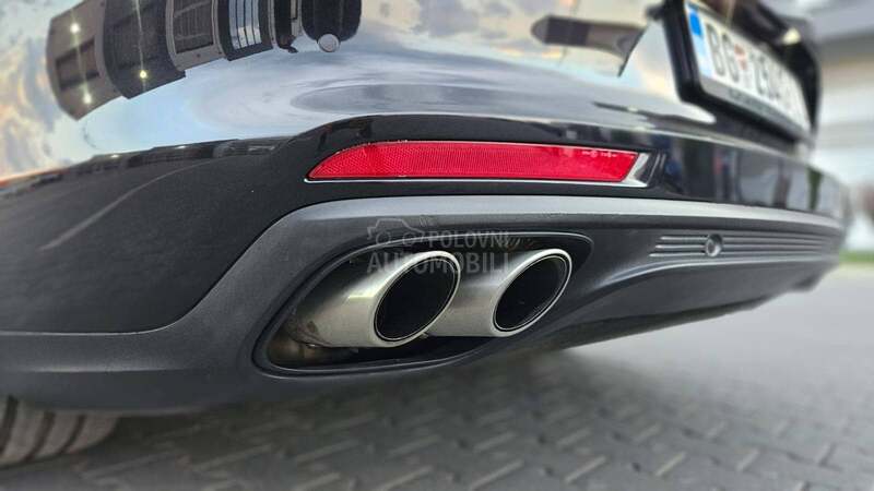 Porsche Panamera Executive Long 4S