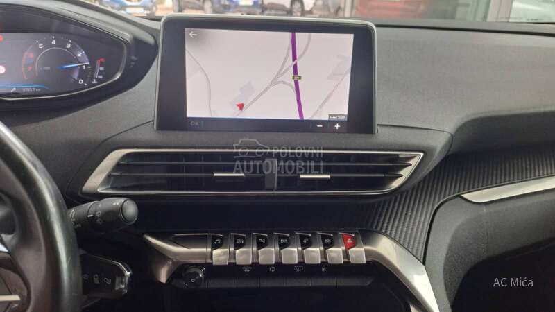Peugeot 3008 1.2 PURE NAV ALU LED