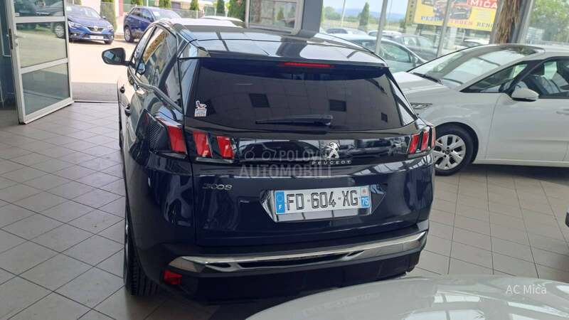 Peugeot 3008 1.2 PURE NAV ALU LED