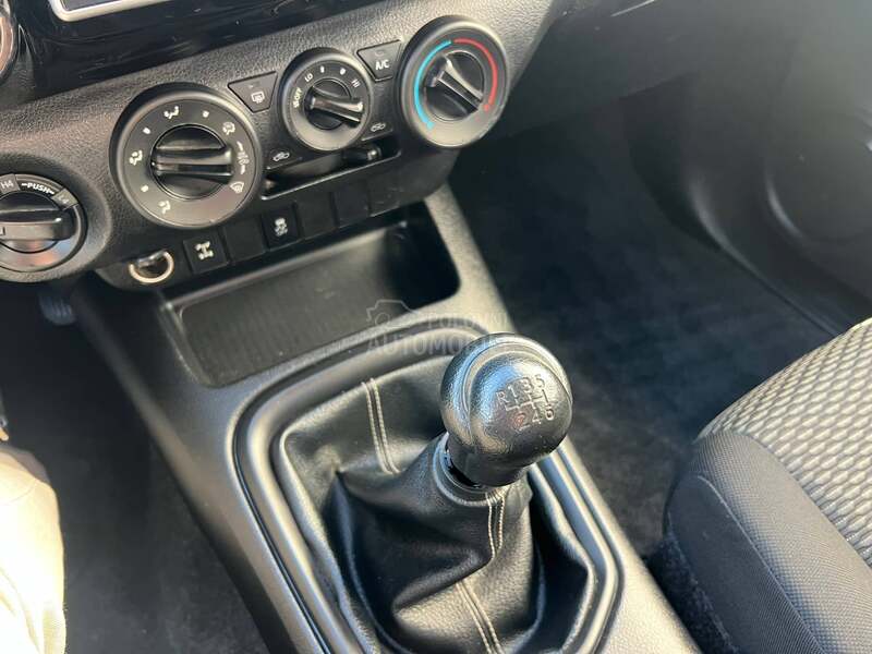 Toyota Hilux 2.4 D4D
