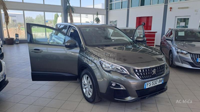Peugeot 5008 1.5 BLU NAV ALU KAM