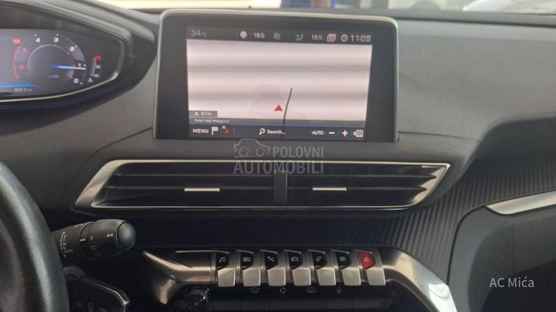 Peugeot 5008 1.5 BLU NAV ALU KAM