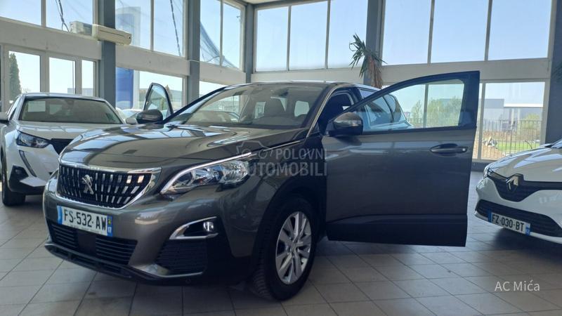 Peugeot 5008 1.5 BLU NAV ALU KAM