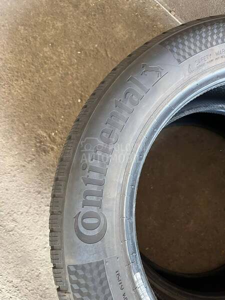 Continental 225/60 R18 Zimska