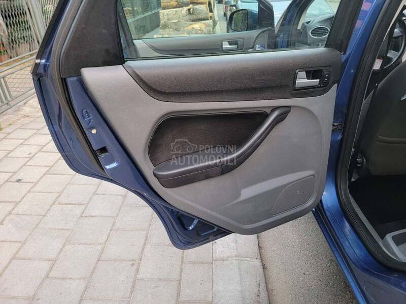Ford Focus 1.6 ful NOV NOV ch