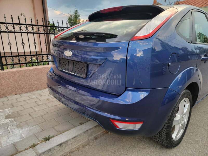 Ford Focus 1.6 ful NOV NOV ch