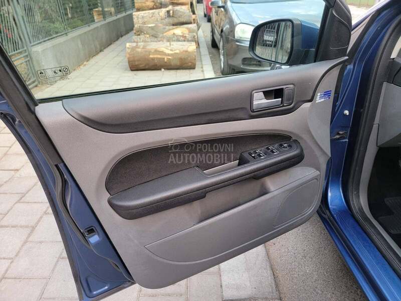 Ford Focus 1.6 ful NOV NOV ch