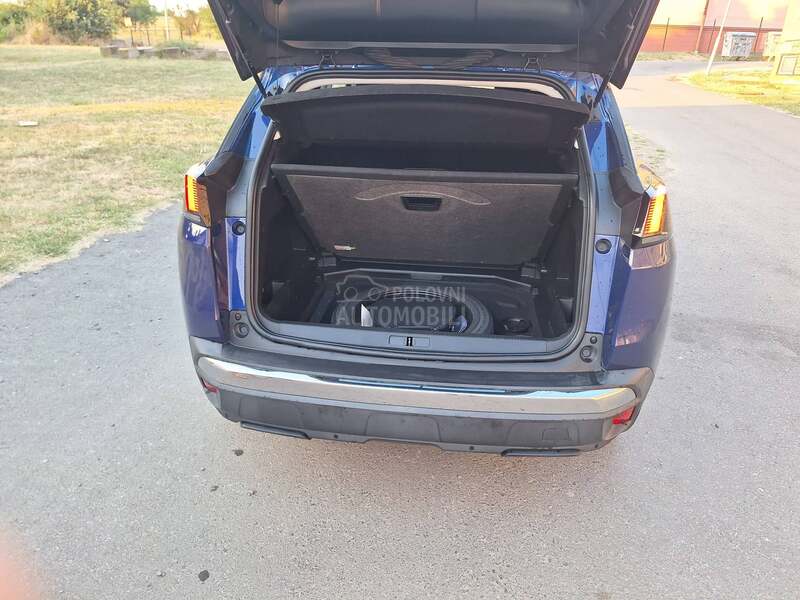 Peugeot 3008 1.5 BLUE HDI