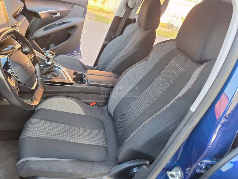 Peugeot 3008 1.5 BLUE HDI