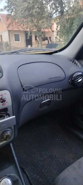 Alfa Romeo 147 T spark