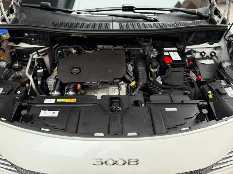Peugeot 3008 1.5 Hdi PeRlA bela