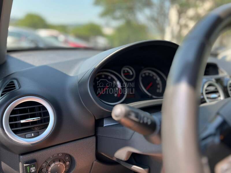 Opel Corsa D 