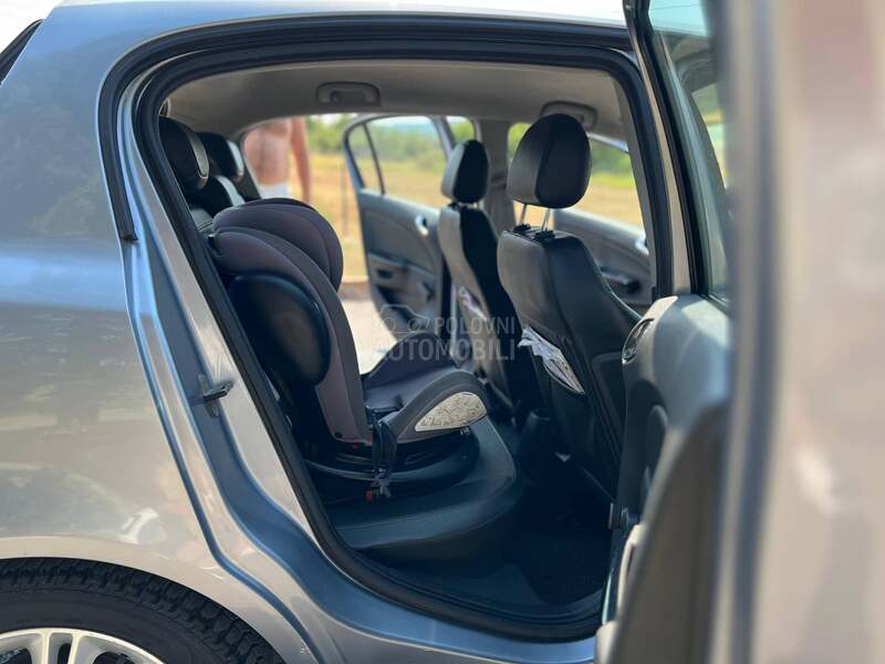 Opel Corsa D 