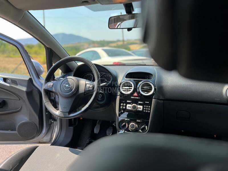 Opel Corsa D 