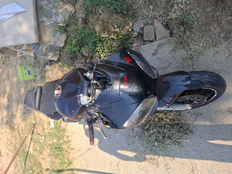 Yamaha R6