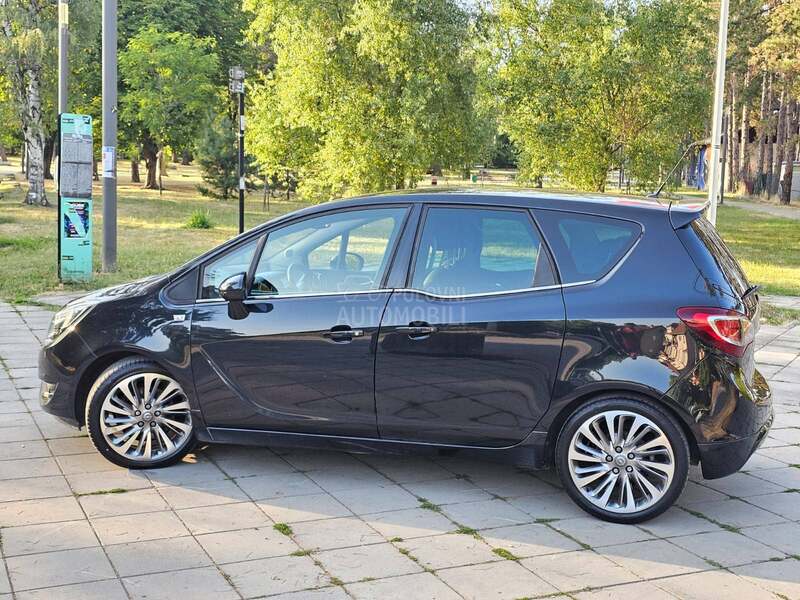 Opel Meriva 1.4 T COSMO PLUS